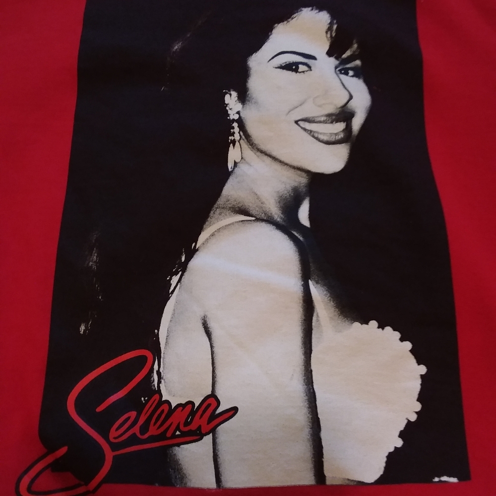 Selena red sweatshirt